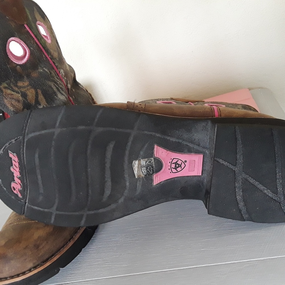 Ariat pink camo short boots